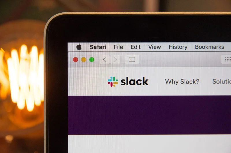 การเชื่อมต่อบัญชี Slack และ Dropbox