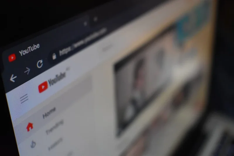 YouTube에서 챕터 기능을 사용하는 방법