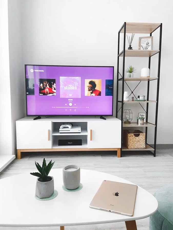 Korzystanie z uniwersalnego pilota do Apple TV