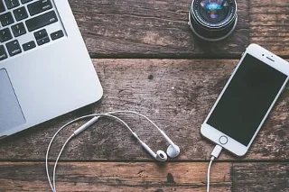 Coronavirus: come pulire efficacemente i tuoi dispositivi elettronici
