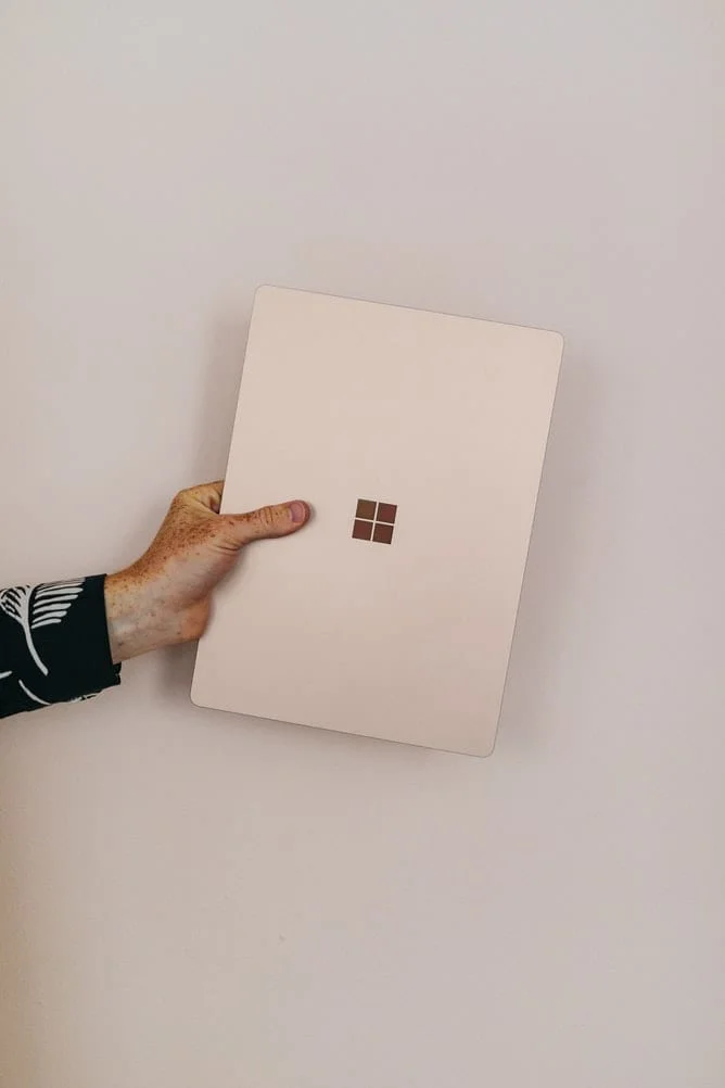 Ocultar los iconos de su escritorio en Windows 10