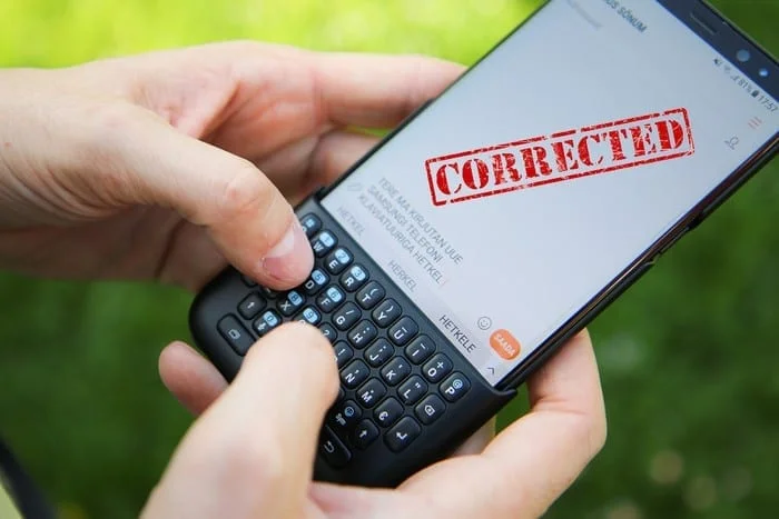 Hoe AutoCorrectie op een Moto G6 uit te schakelen