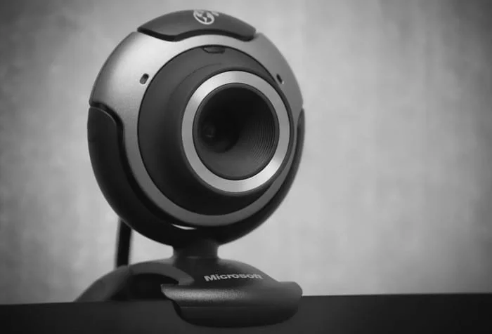 Cách tìm ứng dụng bằng Webcam của máy tính trong Windows 10