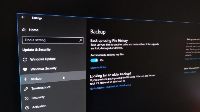 Come personalizzare il contenuto dei backup della cronologia file di Windows 10s