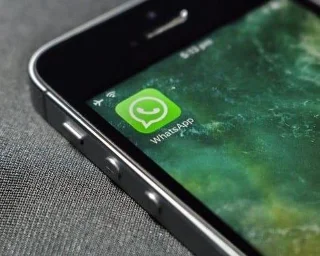 WhatsApp自己破壊メッセージ：知っておくべきこと