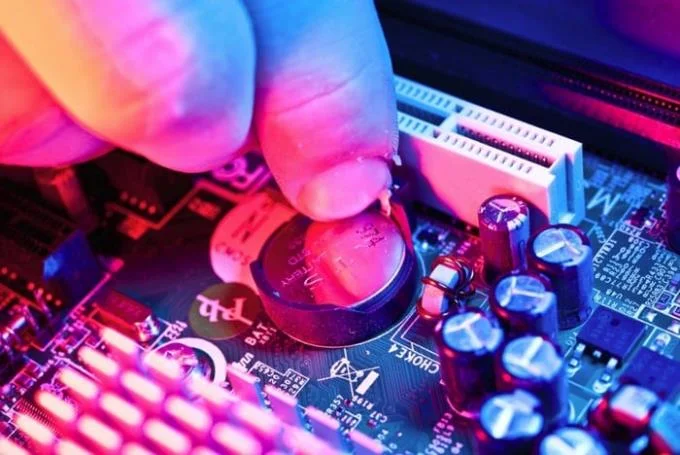 Windows Time không chính xác - Nguyên nhân / Bản sửa lỗi