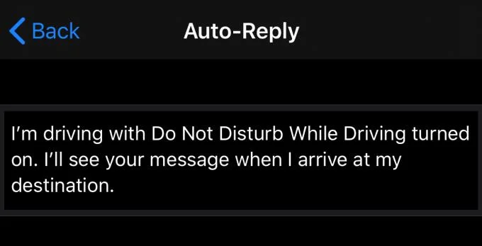 Ustawianie automatycznej odpowiedzi w iMessage