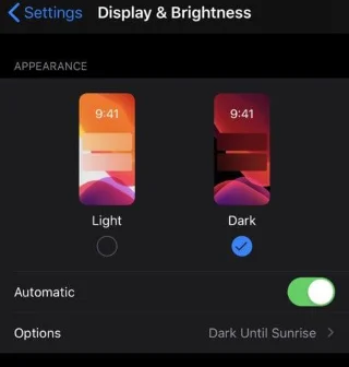 iPhone: de donkere modus inschakelen