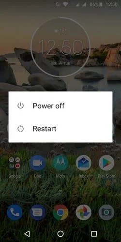 Cách thực hiện Reset mềm hoặc cứng trên Moto G6
