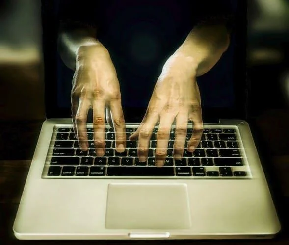 モバイルフィッシング攻撃から身を守る方法