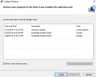 ¿Por qué la pantalla de mi computadora con Windows está de lado?