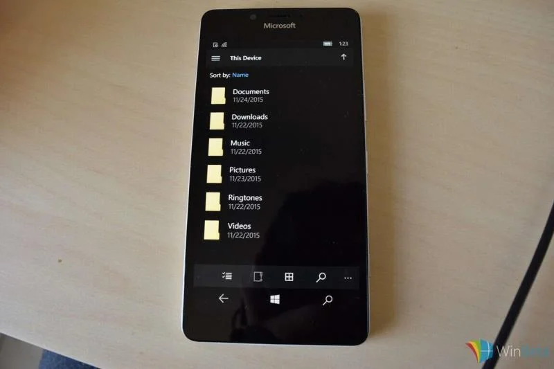 Đi sâu vào File Explorer trên Windows 10 Mobile với Lumia 950