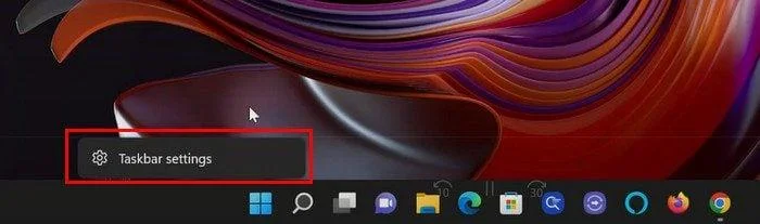 Windows 11: Cum să ascundeți automat bara de activități