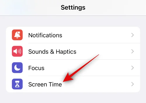 iOS 17에서 화면 거리를 끄는 방법