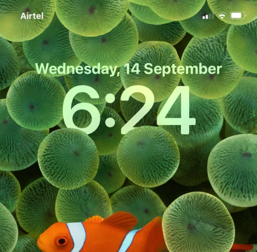 IOS 16 잠금 화면: 전체 시계를 앞에 표시하거나 피사체를 앞에 두는 방법