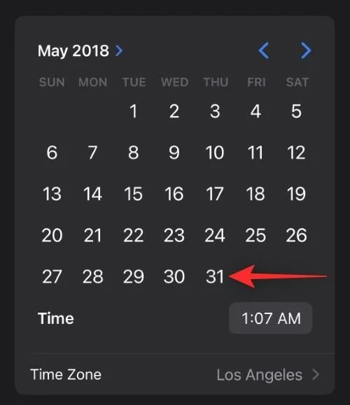 iOS 16의 iPhone에서 여러 사진의 메타데이터를 편집하는 방법