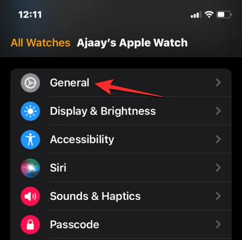 연락처가 Apple Watch와 동기화되지 않습니까?  어떻게 고치는 지