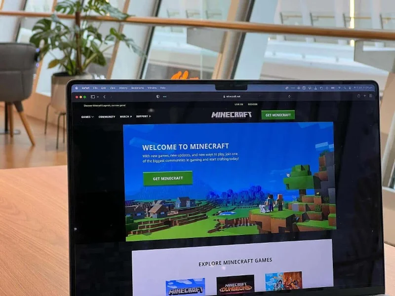 Minecraft에서 기반암 블록을 부수는 방법