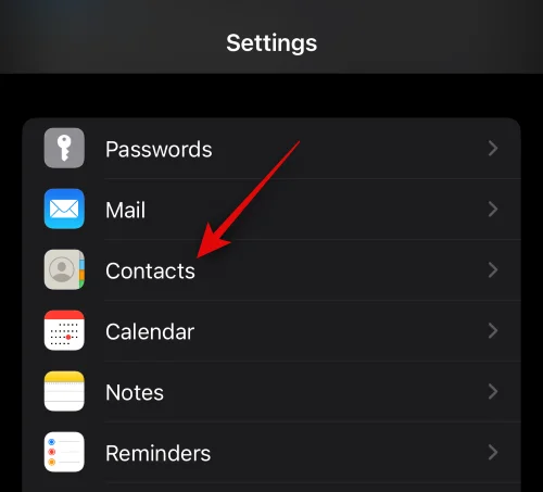 如何在裝有 iOS 17 的 iPhone 上設置聯繫人照片和海報