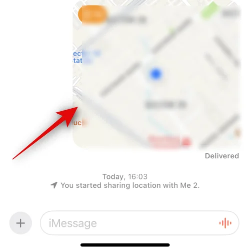 如何在 iOS 17 上使用消息共享位置並進行管理