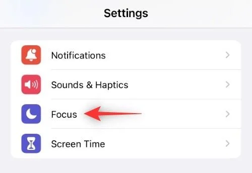 iOS 16의 iPhone에서 포커스 필터를 사용하는 방법