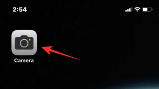 如何在 iOS 16 上的 iPhone 相機設置下關閉共享庫