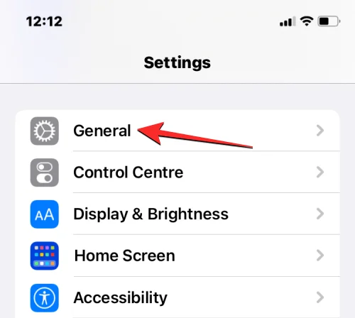 연락처가 Apple Watch와 동기화되지 않습니까?  어떻게 고치는 지