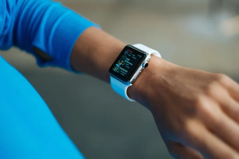 Indossare Apple Watch correttamente