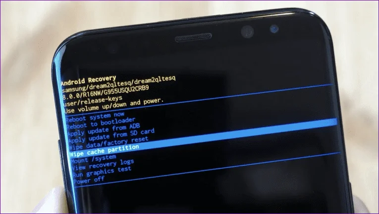 Top 8 manieren om een ​​Android-telefoon vast te zetten op het opstartscherm