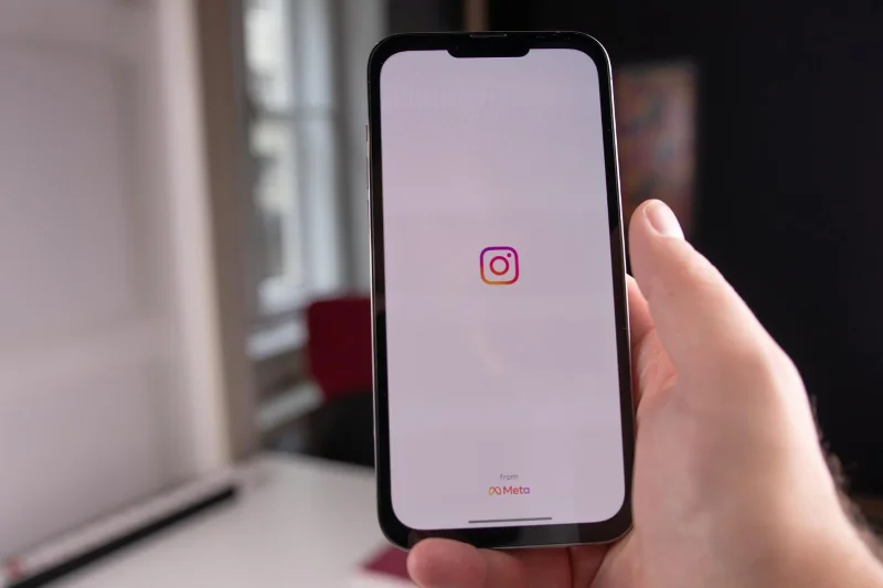 Come sincronizzare i contatti da Instagram