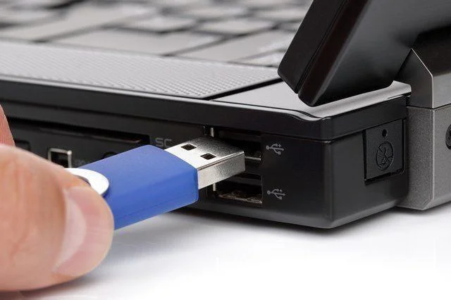 4 problemas comunes de la unidad flash USB junto con soluciones rápidas