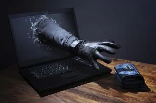 5 Cara Membuat Akun Anda Lebih Aman Saat Online