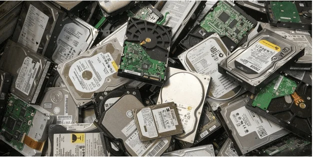 Apa itu Cache Hard Drive?  Mengapa Penting dan Apakah Penting untuk Menghapusnya?