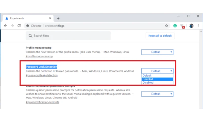 ¿Cómo convertir todos los sitios web en Google Chrome en modo oscuro?