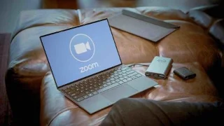 8 Cara Teratas untuk Memperbaiki Zoom Terjebak saat Menghubungkan