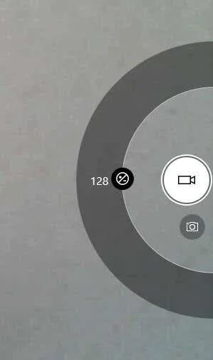 Ajustarea luminozității în aplicația Camera