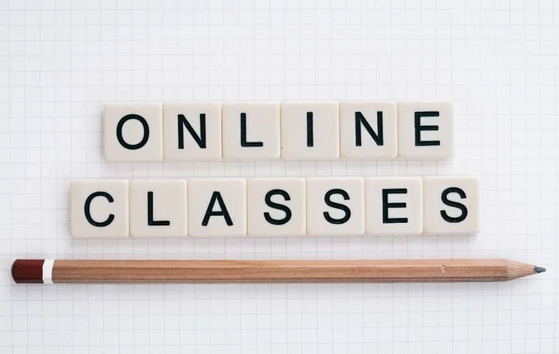 25 bezpłatnych zajęć online dla seniorów