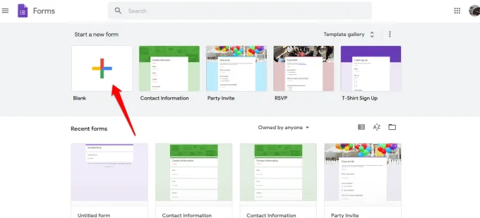 Cara Membenamkan Borang Google di Tapak Web Anda
