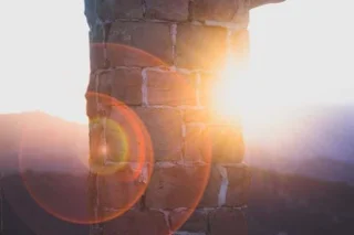Cum să creați un efect de strălucire solară în Adobe Premiere Pro
