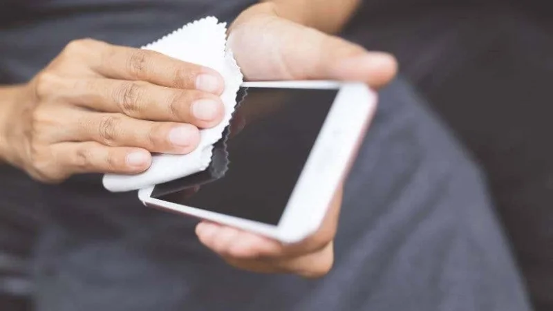 Chiar ai nevoie de un protector de ecran pe smartphone-ul tău?