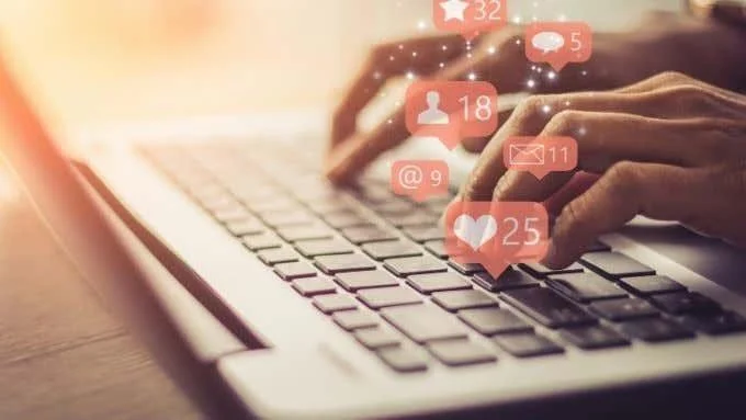 Cum să fii voluntar pentru o campanie politică online