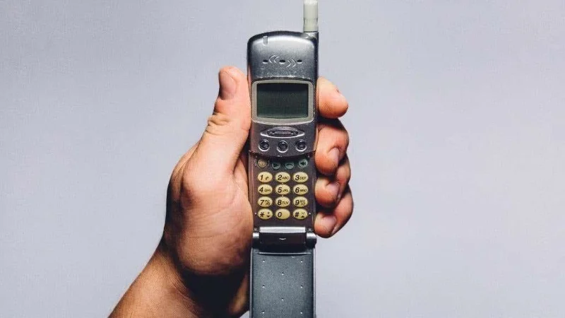 10 Perkara Yang Boleh Anda Lakukan Dengan Telefon Bimbit Lama Anda