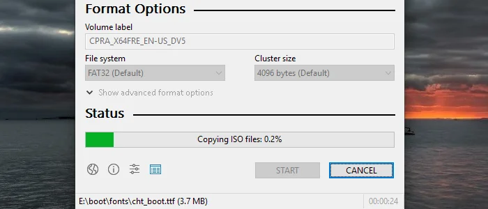 Dev Channel Insider 프로그램에서 Windows 11 ISO로 부팅 가능한 USB 드라이브를 만드는 방법