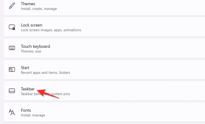 Windows 11에서 작업 표시줄을 더 작게 또는 크게 만드는 방법