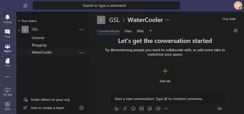 Slack vs. Teams: Alat Komunikasi dan Kolaborasi Mana yang Digunakan